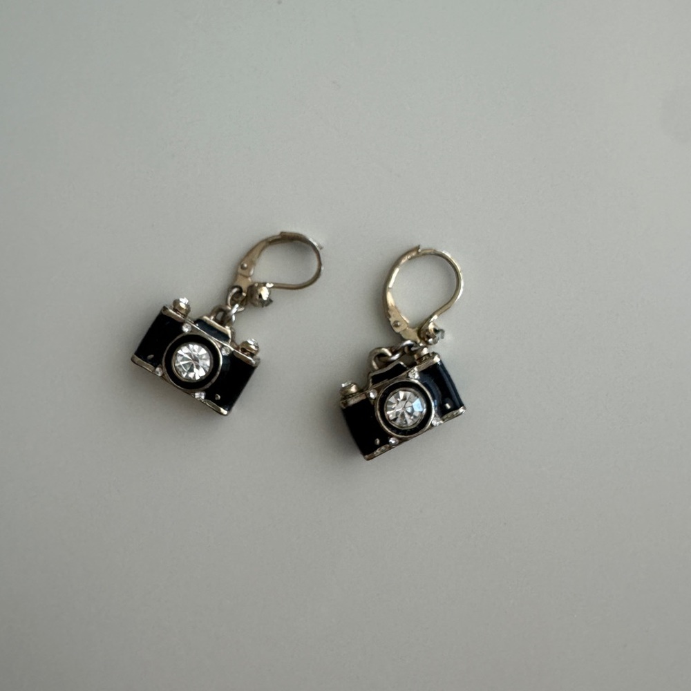 Camera earring